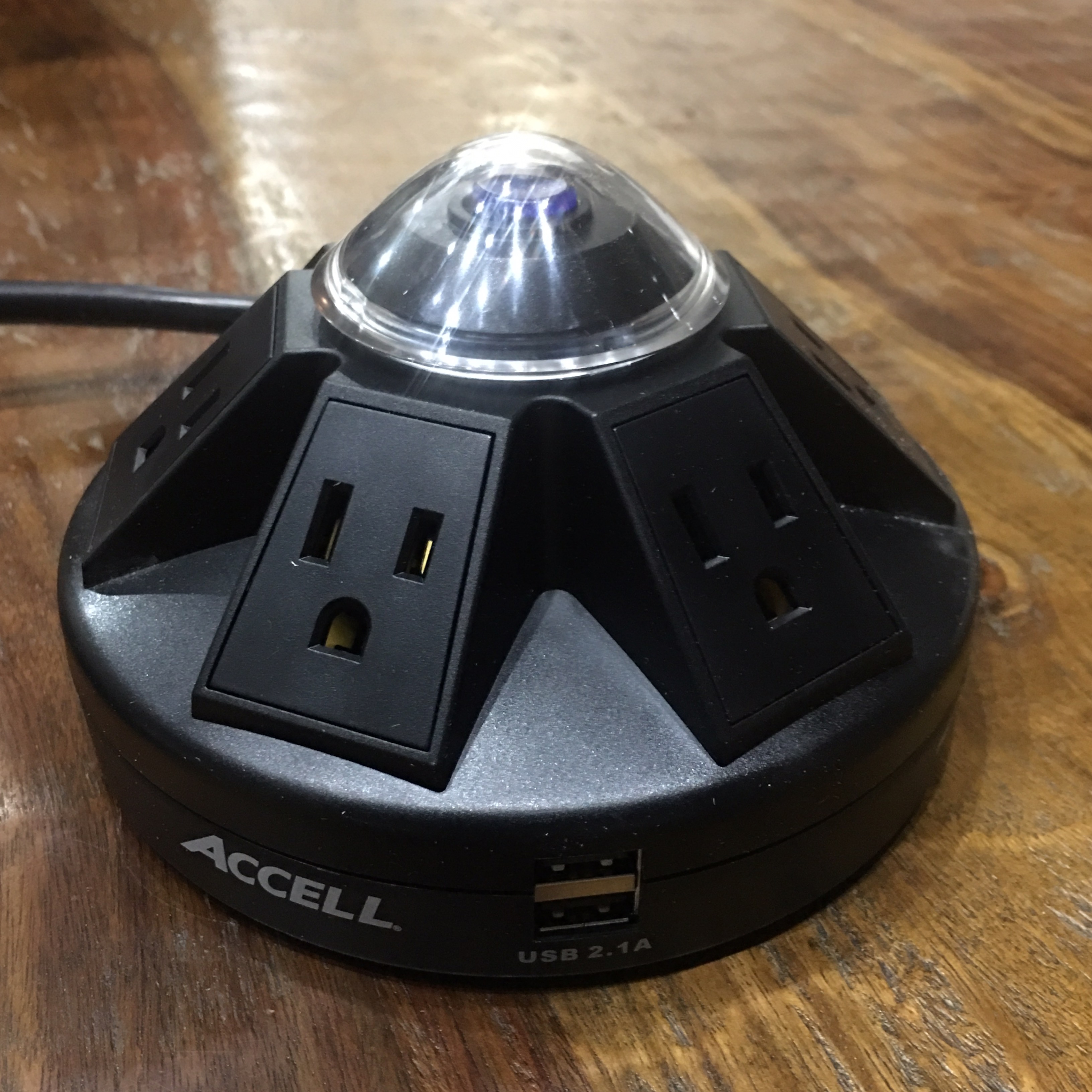 Accell Powramid 6 outlet 2 USB surge protector